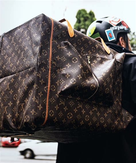 lv delivery